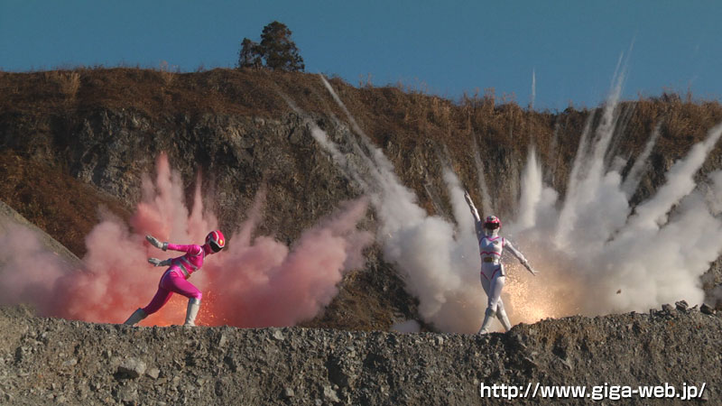 電影戦隊チャージマン
チャージマーメイド＆フェニックス前編